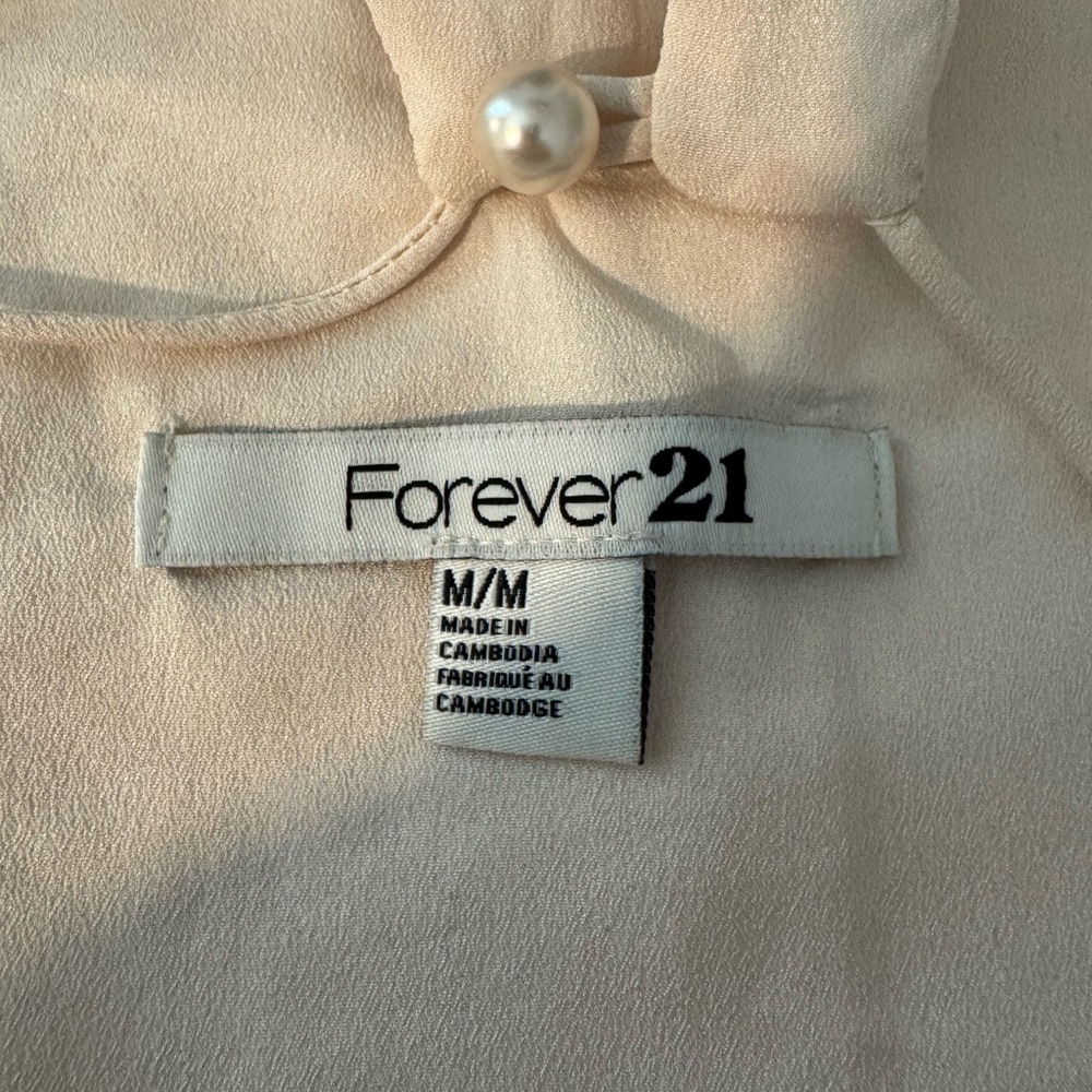 Forever 21 Cream Layered Top - Picture 5 of 6